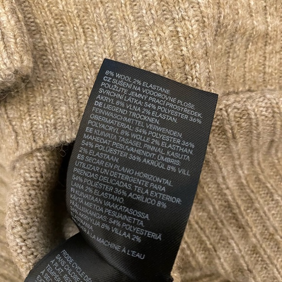 H&M camel sweater - Picture 5 of 5